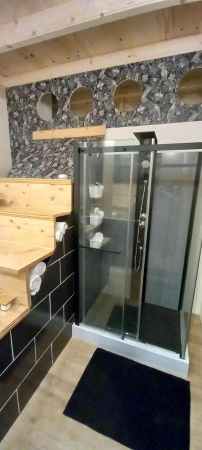 Appartement de charme dans une maison isolée Presilly  Exterior foto