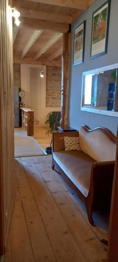Appartement de charme dans une maison isolée Presilly  Exterior foto