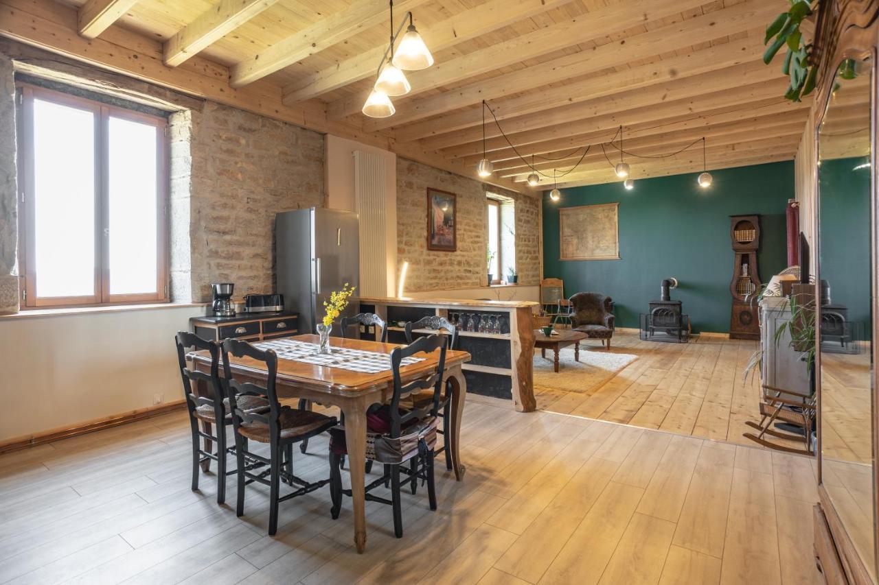 Appartement de charme dans une maison isolée Presilly  Exterior foto